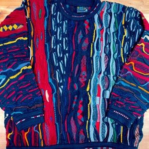 Coogi sweater EUC SIZE L